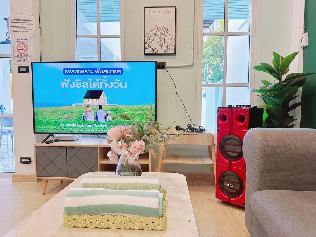 ไวท์ บ็อกซ์ พูล วิลล่า