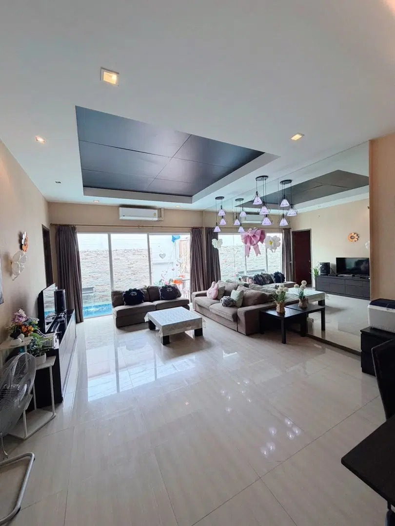 โมเดิร์น บ้าน พูล วิลล่า