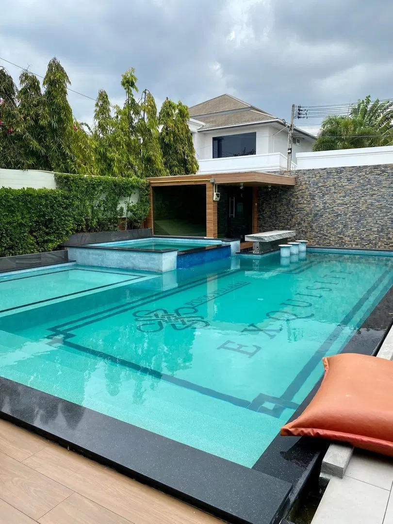 บ้าน รัก พูล วิลล่า